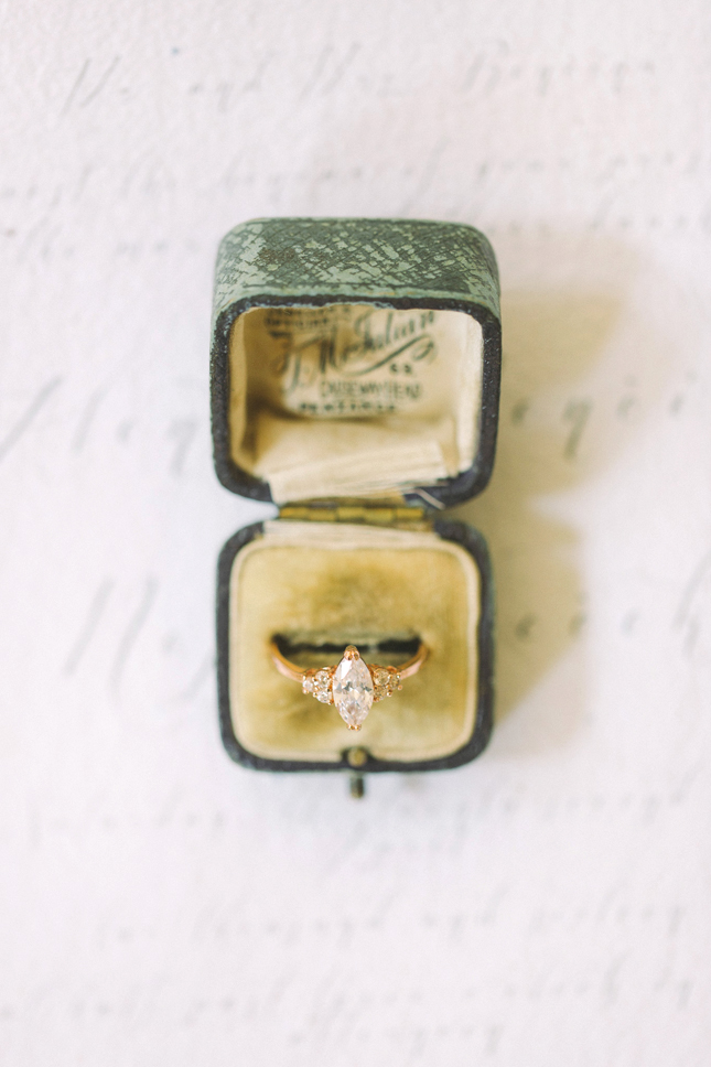 Alenka_Nejc_Groznjan_styled_wedding_Nastja_Kovacec_Photography_romanticna_fotografija-10