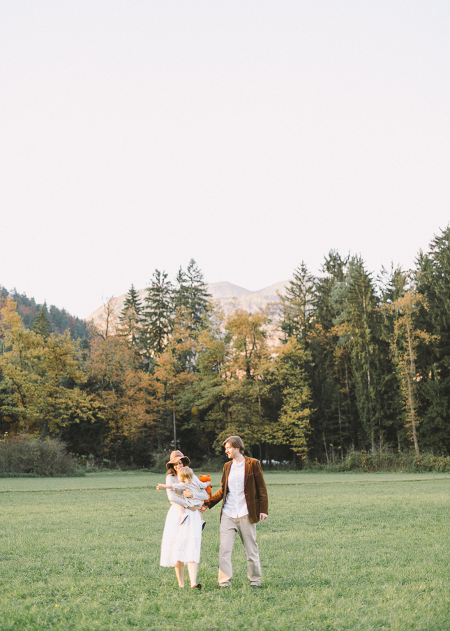 sanja_miha_ema_family_druzinsko_fotografiranje_nastja_kovacec_photography-43